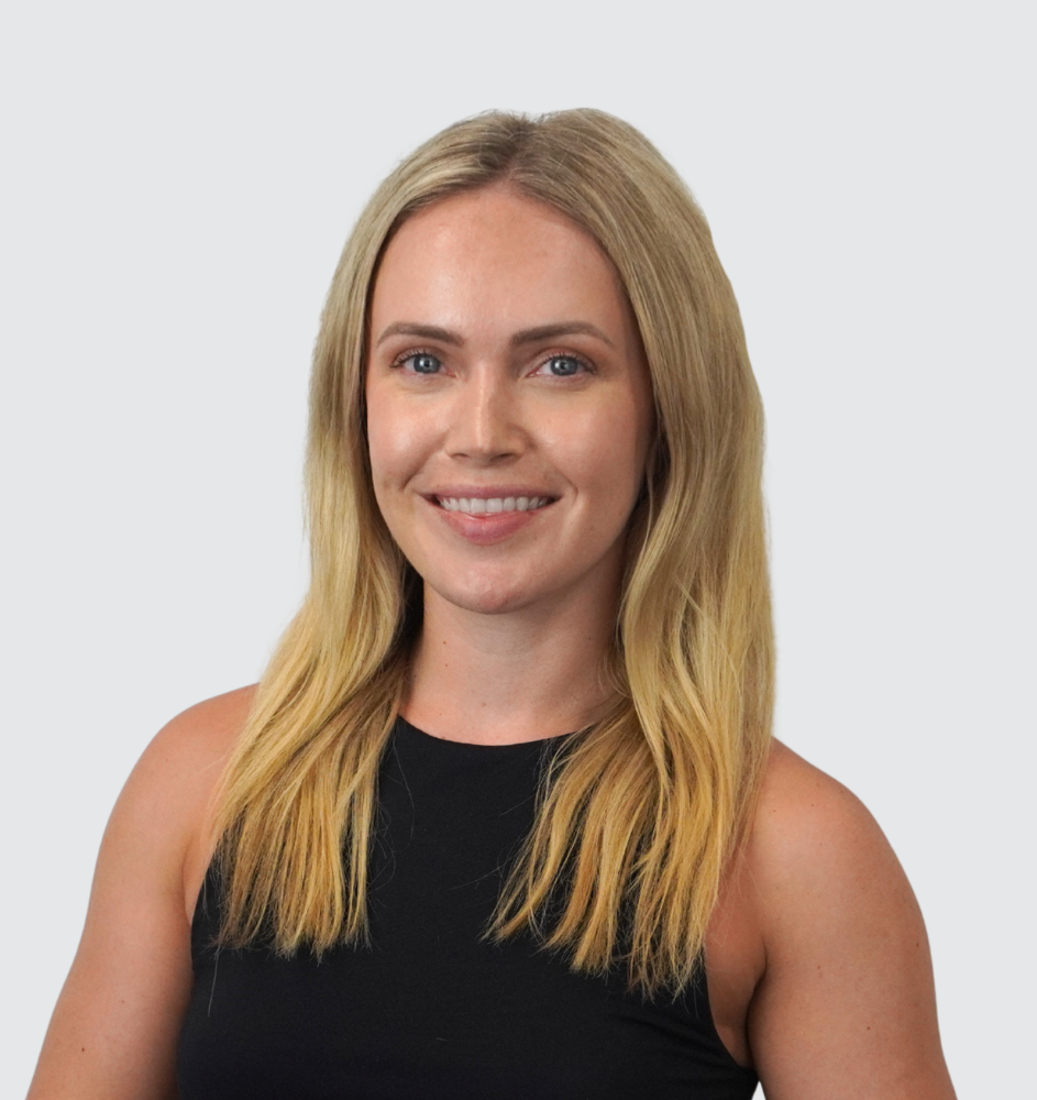 Kelsey Headshot (1)